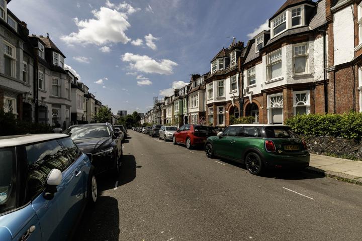 Inclusive of Gas, Water, Electricity and Wifi Howitt Road, Belsize Park